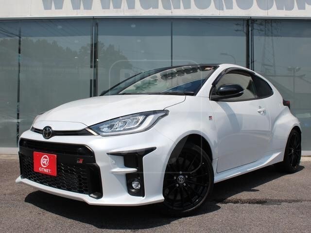 2022 TOYOTA GR YARIS RZ