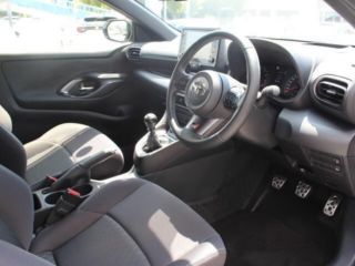 2022 TOYOTA GR YARIS RZ photo 3