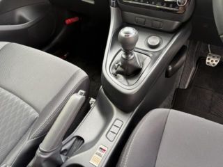 2022 TOYOTA GR YARIS RC photo 5