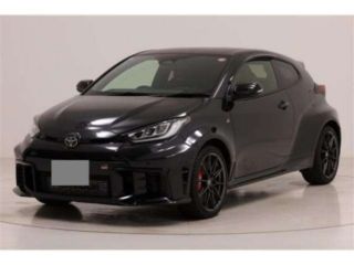 2024 TOYOTA GR YARIS RZ High Performance photo 2