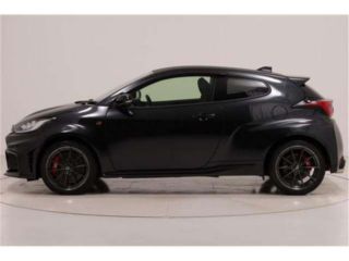 2024 TOYOTA GR YARIS RZ High Performance photo 4