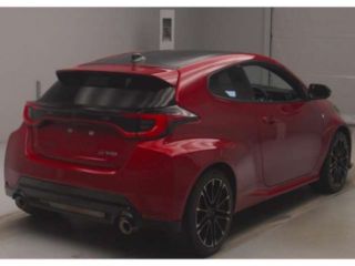 2024 TOYOTA GR YARIS RZ High Performance photo 2