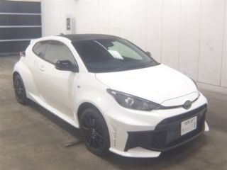 2025 TOYOTA GR YARIS 4WD RC