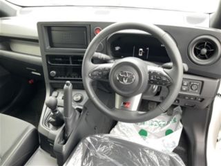2025 TOYOTA GR YARIS 4WD RC photo 3