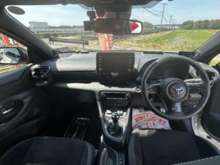 2021 TOYOTA GR YARIS RZ High Performance photo 3