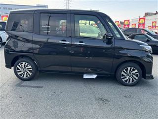 2026 TOYOTA ROOMY 1.0 Custom G Comfort Package / Panoramic View Package photo 4