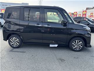 2026 TOYOTA ROOMY Custom G (Comfort Package / Panoramic View Package) photo 4