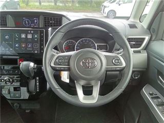 2023 TOYOTA ROOMY Custom G photo 3