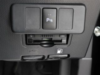 2022 TOYOTA ROOMY 1.0 Custom G-T photo 5