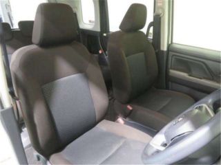 2021 TOYOTA ROOMY G photo 4