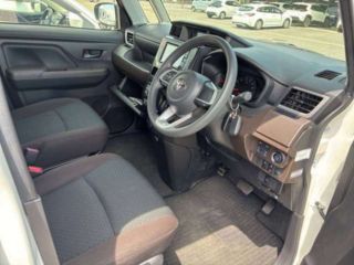 2023 TOYOTA ROOMY G photo 5