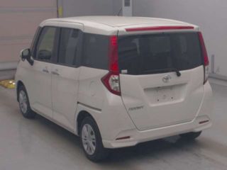 2023 TOYOTA ROOMY G photo 4