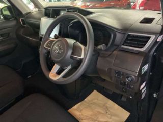 2021 TOYOTA ROOMY G photo 5