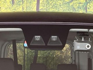 2025 TOYOTA ROOMY X photo 3