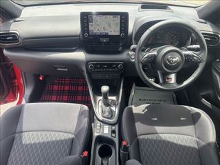 2021 TOYOTA GR YARIS RS photo 3