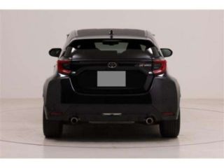 2022 TOYOTA GR YARIS RS photo 5