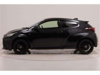2022 TOYOTA GR YARIS RS photo 3
