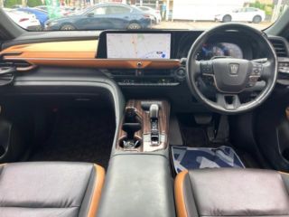 2022 TOYOTA CROWN CROSSOVER RS Advanced photo 2