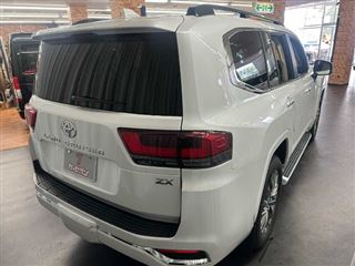 2026 TOYOTA LAND CRUISER ZX photo 5