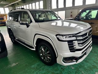 2026 TOYOTA LAND CRUISER ZX photo 3