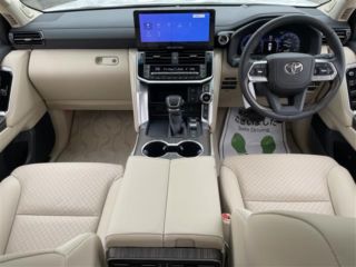 2026 TOYOTA LAND CRUISER ZX 4WD photo 3