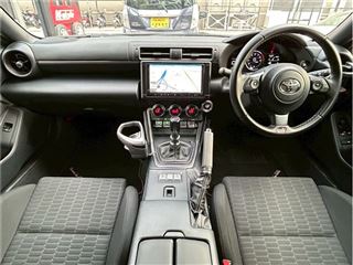 2022 TOYOTA GR86 RC throttle controller, HKS adjustable suspension, muffler, mats, SSR aluminum wheels, TV photo 2