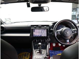 2021 TOYOTA GR86 2.4 RZ photo 4