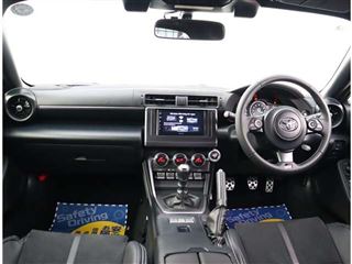 2025 TOYOTA GR86 2.4 SZ photo 4