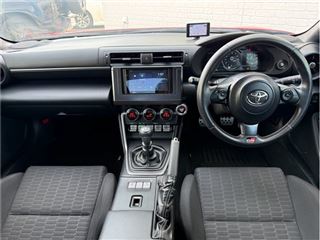 2022 TOYOTA GR86 RC photo 3