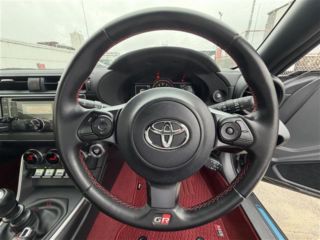 2023 TOYOTA GR86 RZ photo 3