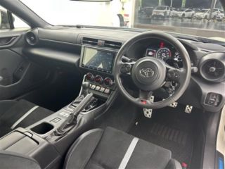 2022 TOYOTA GR86 RZ photo 3