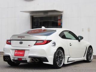 2022 TOYOTA GR86 RC photo 2