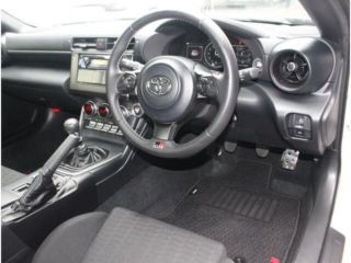 2023 TOYOTA GR86 RC photo 3