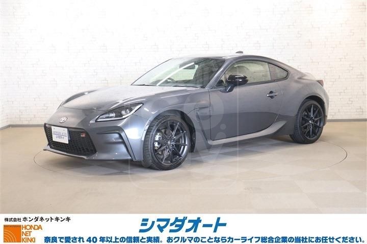 2025 TOYOTA GR86 RZ
