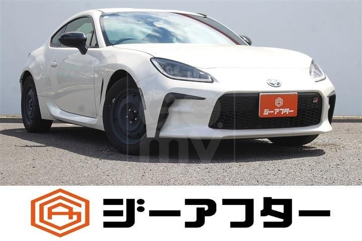 2025 TOYOTA GR86 2.4 RC