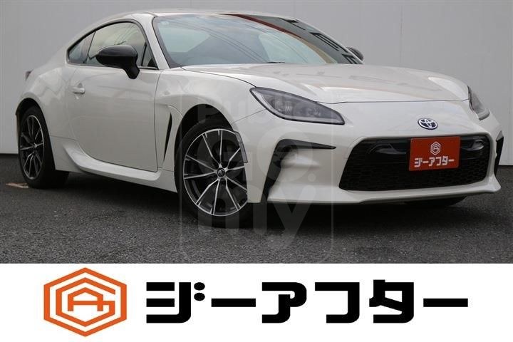 2025 TOYOTA GR86 2.4 RC