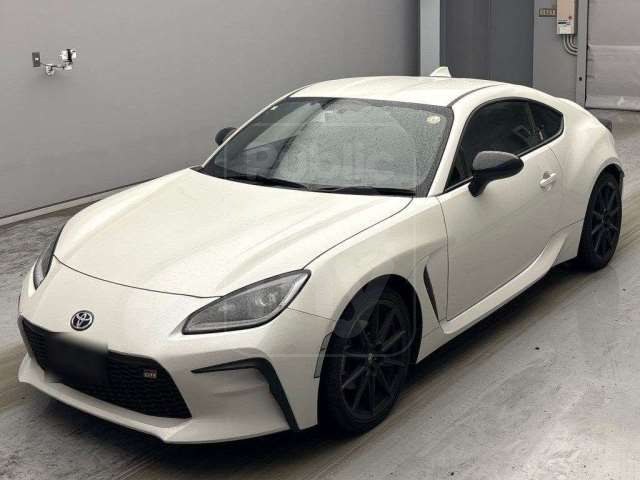 2025 TOYOTA GR86 RZ