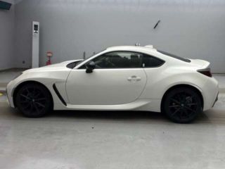2025 TOYOTA GR86 RZ photo 5