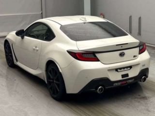 2025 TOYOTA GR86 RZ photo 4