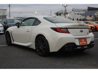 2021 TOYOTA GR86 RZ photo 2