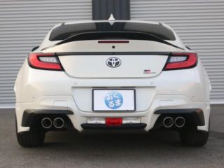 2025 TOYOTA GR86 RZ Option GR Aero Package photo 2