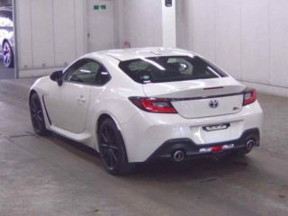 2021 TOYOTA GR86 RZ photo 2