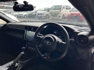 2022 TOYOTA GR86 RC photo 3