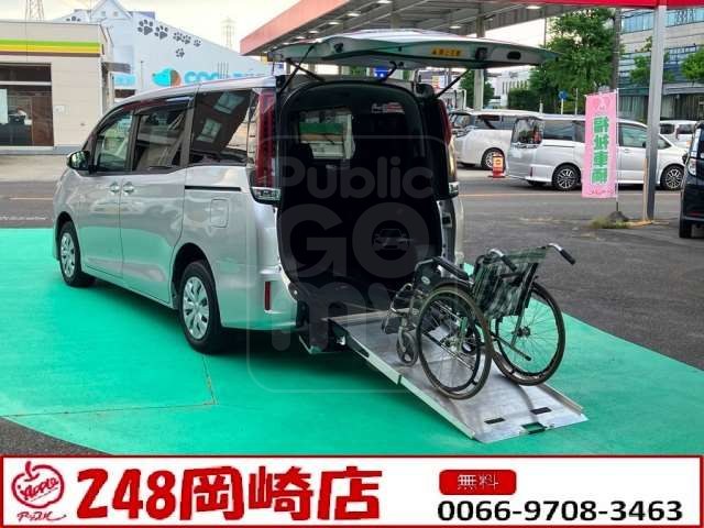 2021 TOYOTA NOAH X Wheelchair-accessible vehicle Type 2