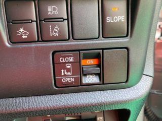 2021 TOYOTA NOAH X Wheelchair-accessible vehicle, ramp type, Type 2 photo 4