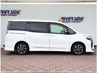 2021 TOYOTA VOXY 2.0 ZS Kirameki III photo 2