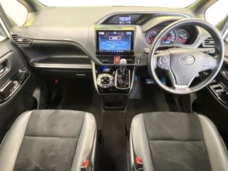 2021 TOYOTA VOXY ZS Kirameki III photo 2