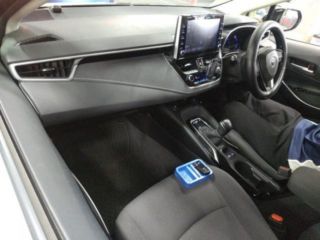 2022 TOYOTA COROLLA TOURING Hybrid S photo 3