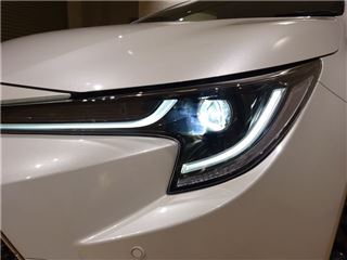 2022 TOYOTA COROLLA TOURING Hybrid W×B 4WD photo 5