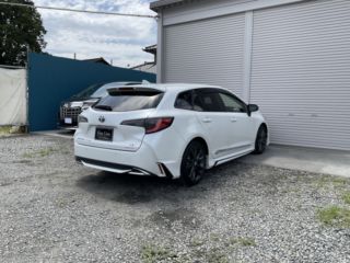 2022 TOYOTA COROLLA TOURING 1.8 Hybrid W×B photo 4